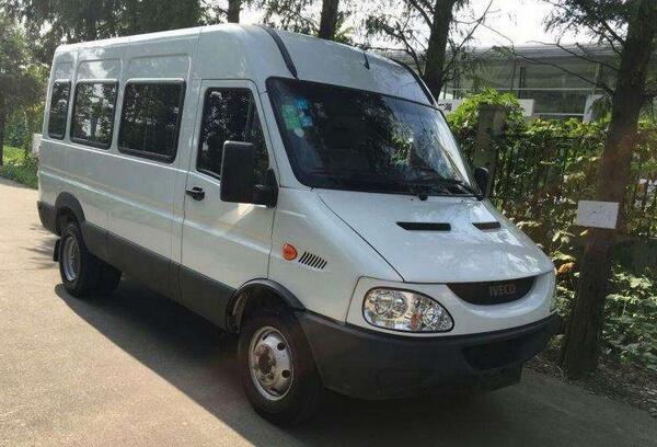 成都租車(chē)都靈V