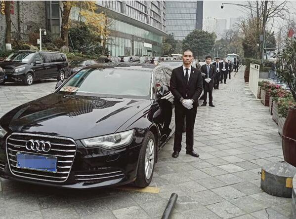 成都北站租車公司 快速救援響應 價低保險全