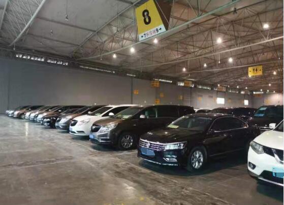 成都環球中心附近租車公司 保險齊全高額 三標認證企業