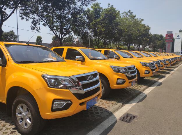 皮卡車(chē)租車(chē)多少錢(qián)一個(gè)月-租皮卡車(chē)一般多少錢(qián)一個(gè)月