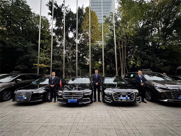 國信租車公司服務(wù)車輛及駕駛員